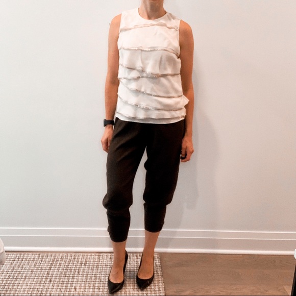 Micheal Kors, Pure Silk, Sleeveless Ruffle Blouse, US XS - freshly dry cleaned - Picture 3 of 11